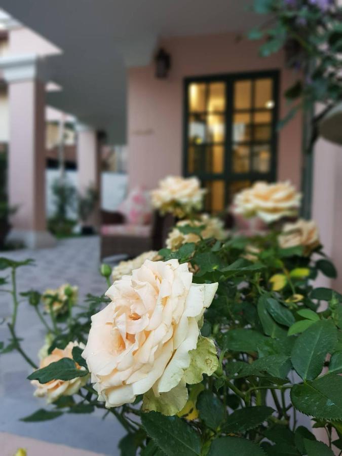 Hotel Rosy Chiang Mai Exterior foto